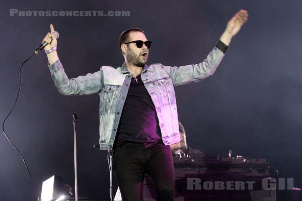 KASABIAN - 2015-08-28 - SAINT CLOUD - Domaine National - Grande Scene - 